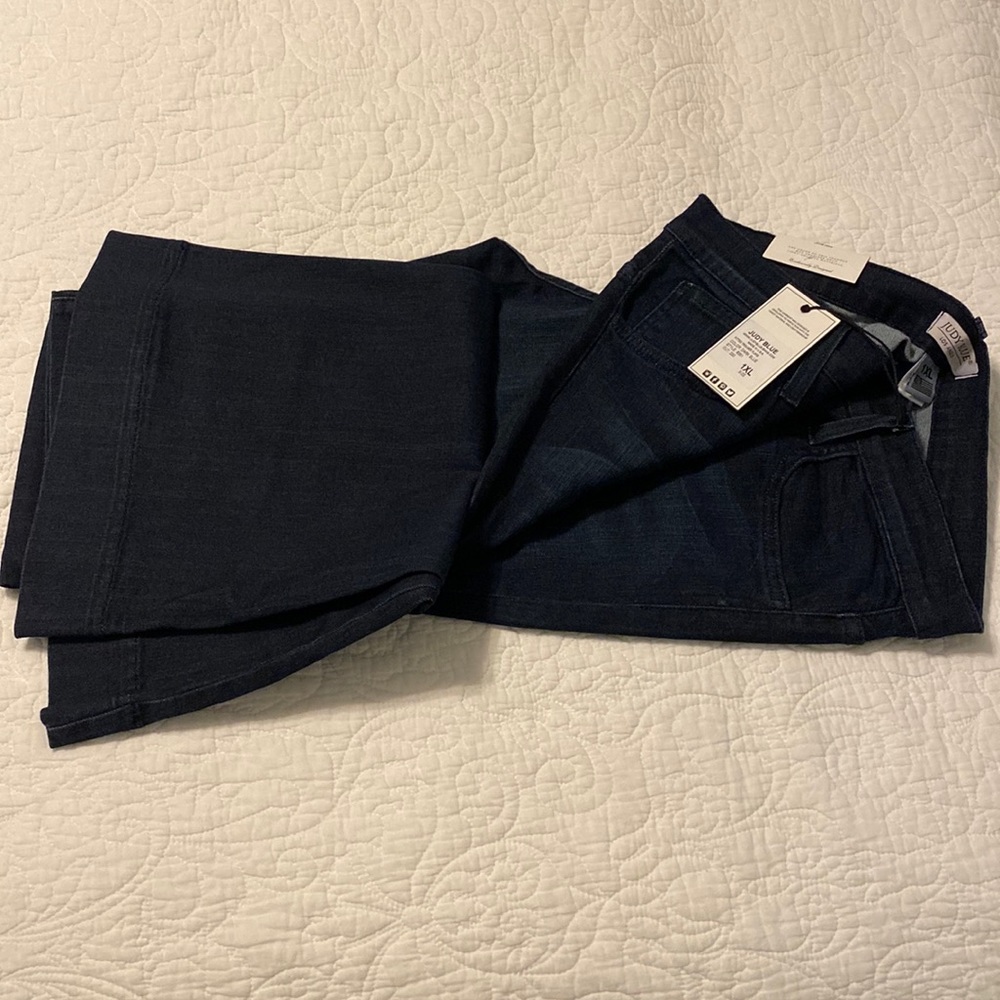 Judy Blue bell bottoms, new with tag, size 1X.